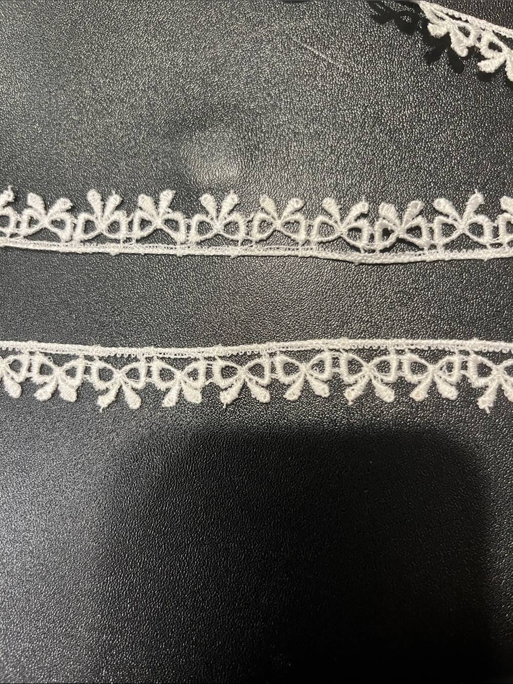 Delicate Cream Lace Trim - Decorative Ribbon for Crafts & Apparel - Picture 2 of 5